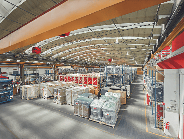 适用于大型大厅的分散式室内气候解决方案——灵活、节省空间且高效。