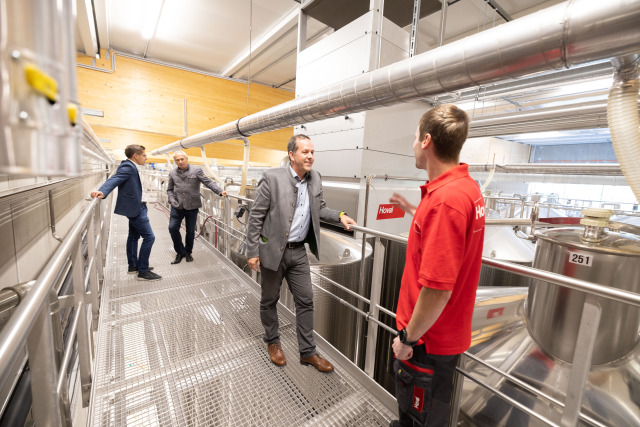 What advantages does your decentralised indoor climate solution offer?